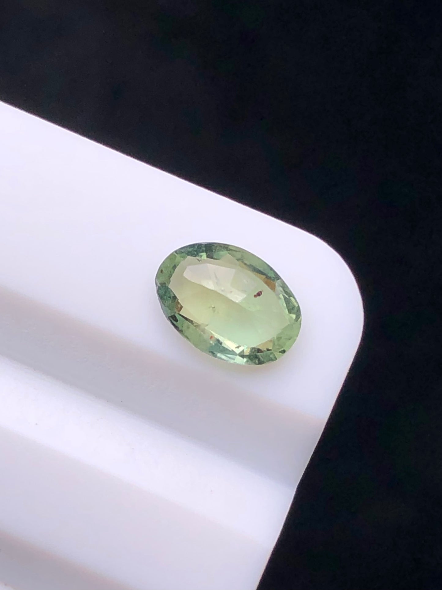 SRILANKA 0.76 CT GREEN NATURAL UNHEATED SAPPHIRE LOOSE STONE