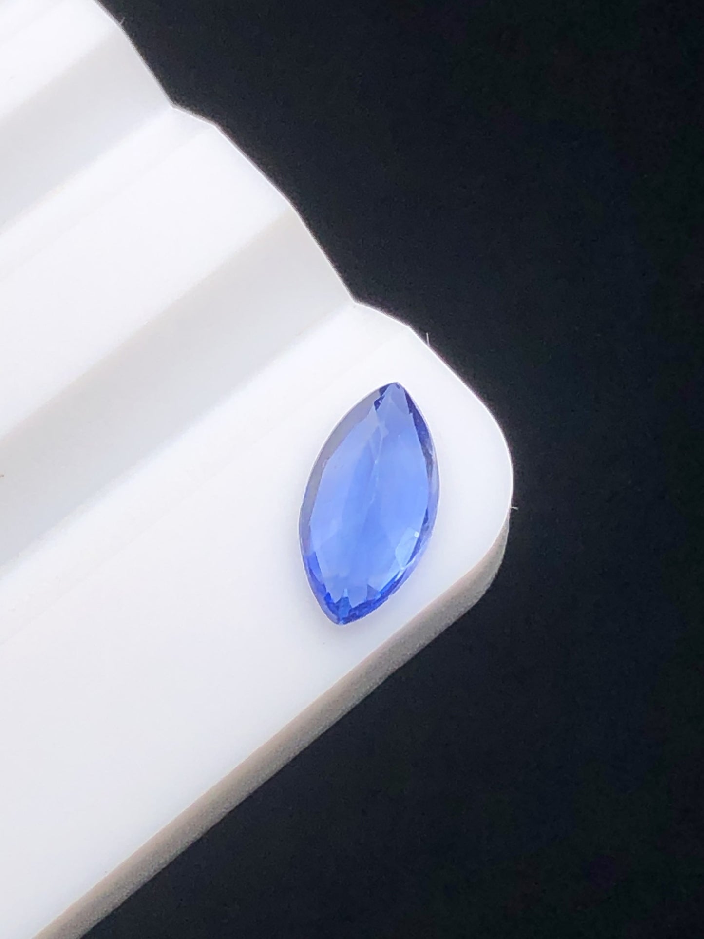 SRILANKA 0.92 CT NATURAL HEATED CORNFLOWER BLUE SAPPHIRE LOOSE STONE