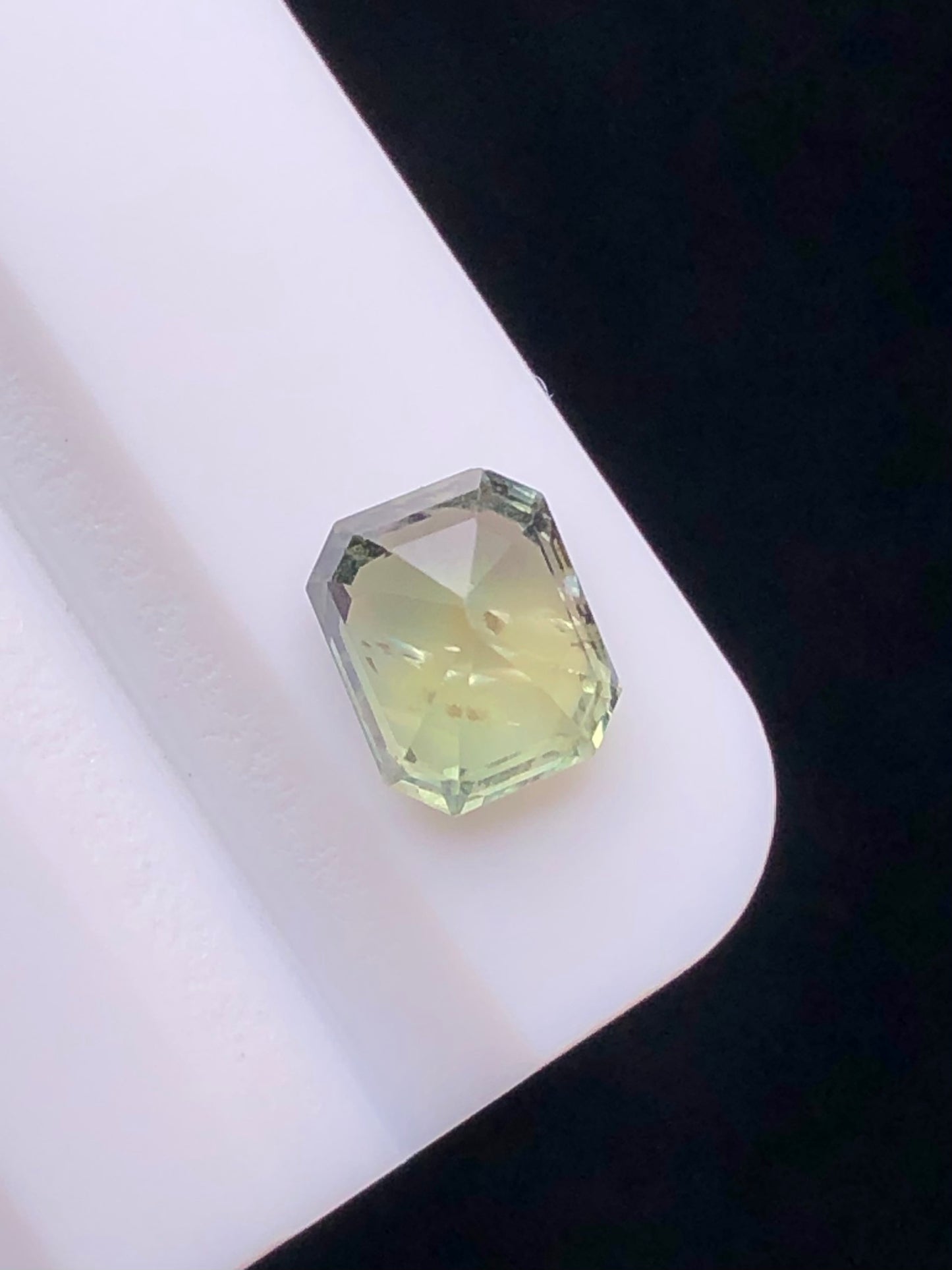 SRILANKA 1.29 CT GREEN NATURAL UNHEATED SAPPHIRE LOOSE STONE