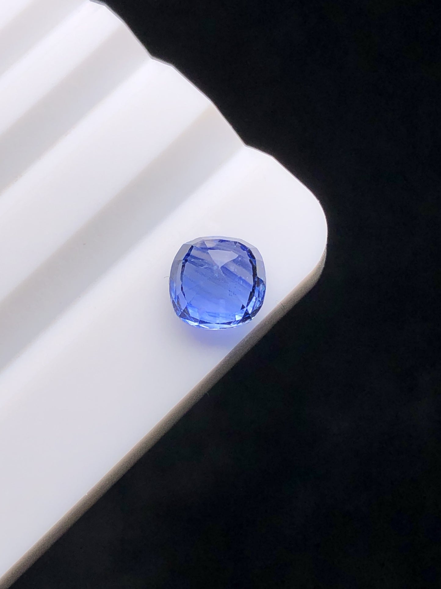 SRILANKA 1.77 CT NATURAL HEATED CORNFLOWER BLUE SAPPHIRE LOOSE STONE