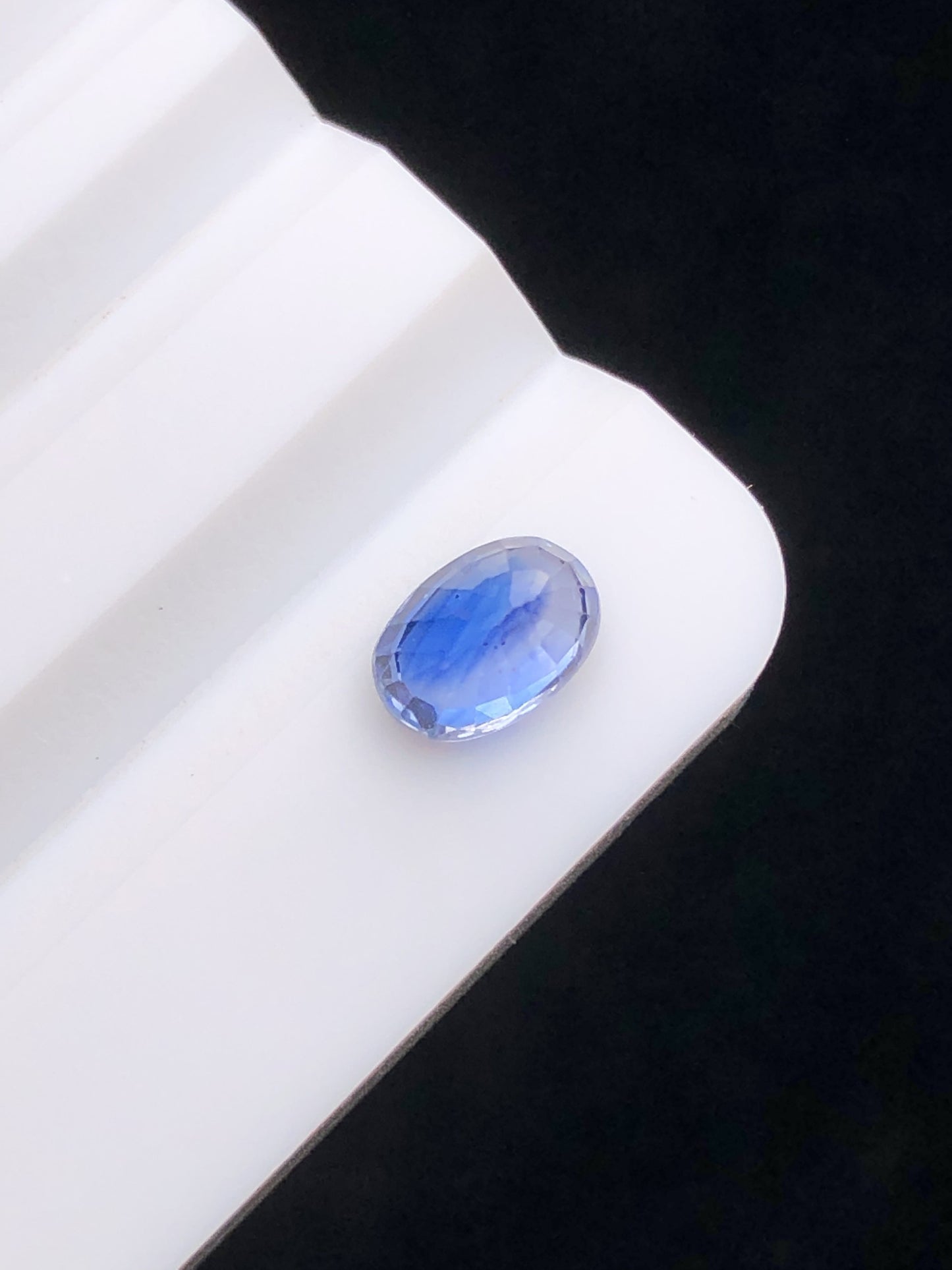 SRILANKA 0.99 CT ROYAL BLUE NATURAL HEATED SAPPHIRE LOOSE STONE
