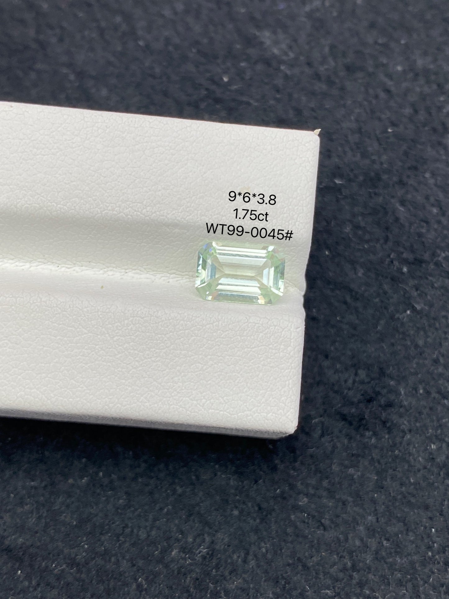 1.75CT NATURAL NIGERIA GREEN TOURMALINE STONE