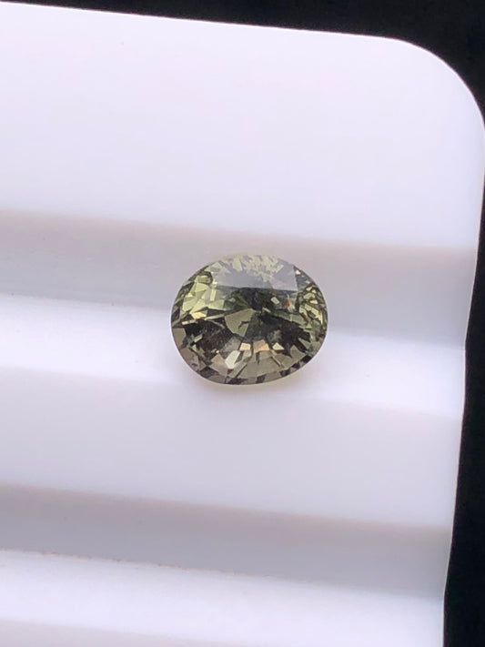 CERTIFIED SRILANK 0.92CT VIVI UNDHEATED Duck green sapphire