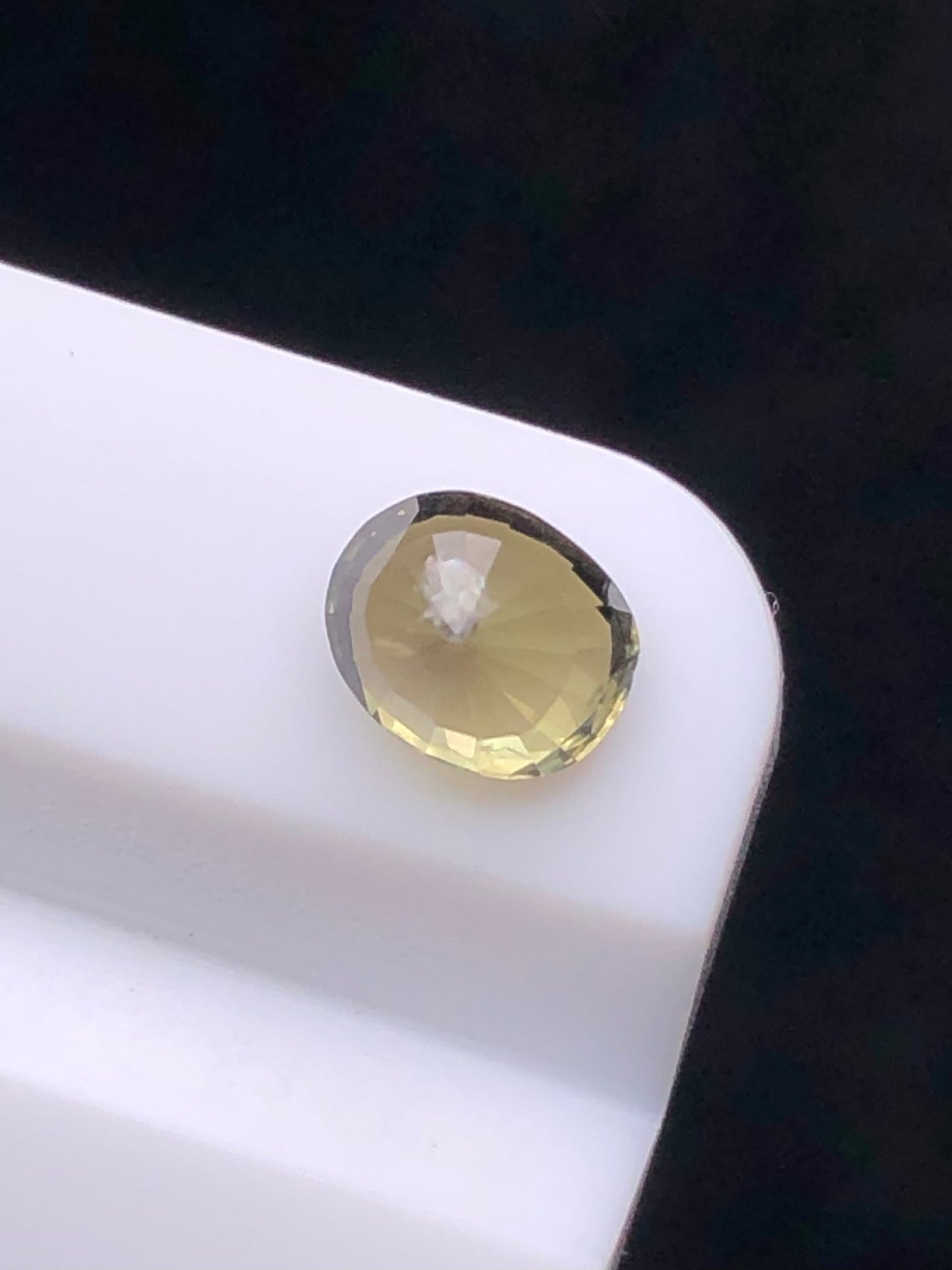 SRILANKA 0.83 CT GREEN NATURAL UNHEATED SAPPHIRE LOOSE STONE