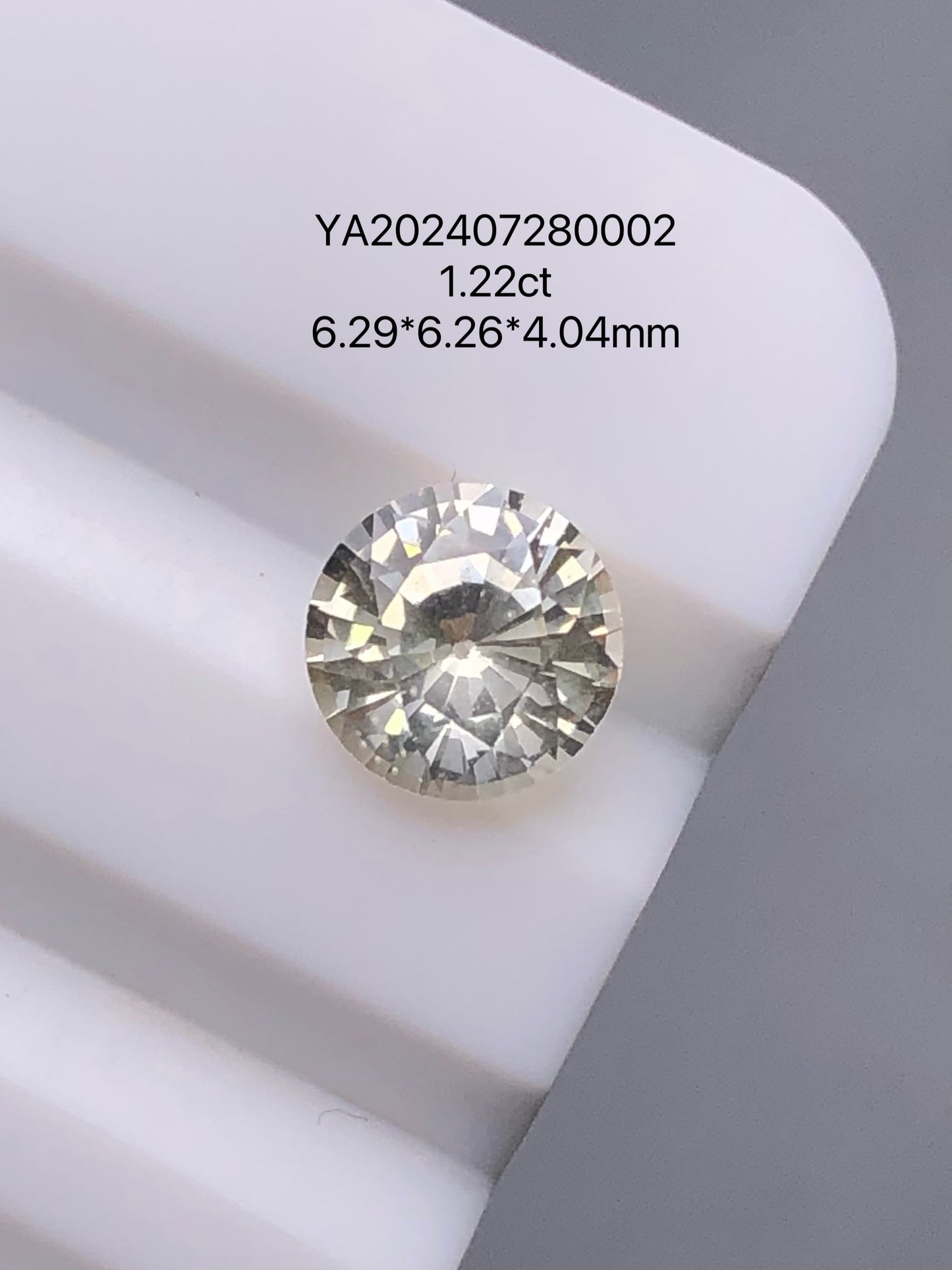 SRILANKA 1.2 2CT LIGHT YELLOW NATURAL HEATED SAPPHIRE LOOSE STONE