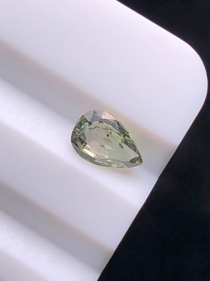 CERTIFIED SRILANK 0.59CT VIVI UNDHEATED Duck green sapphire