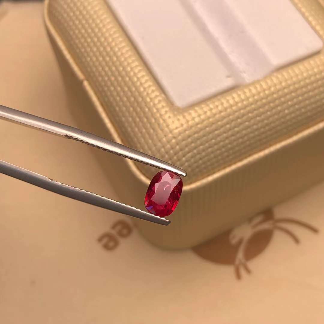 GRC CERTIFIED 1.02 CT NATURAL RED RUBY LOOSE STONES