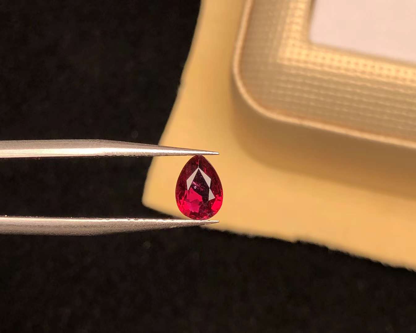 AIGS CERTIFIED 1.02 CT NATURAL RED RUBY LOOSE STONES