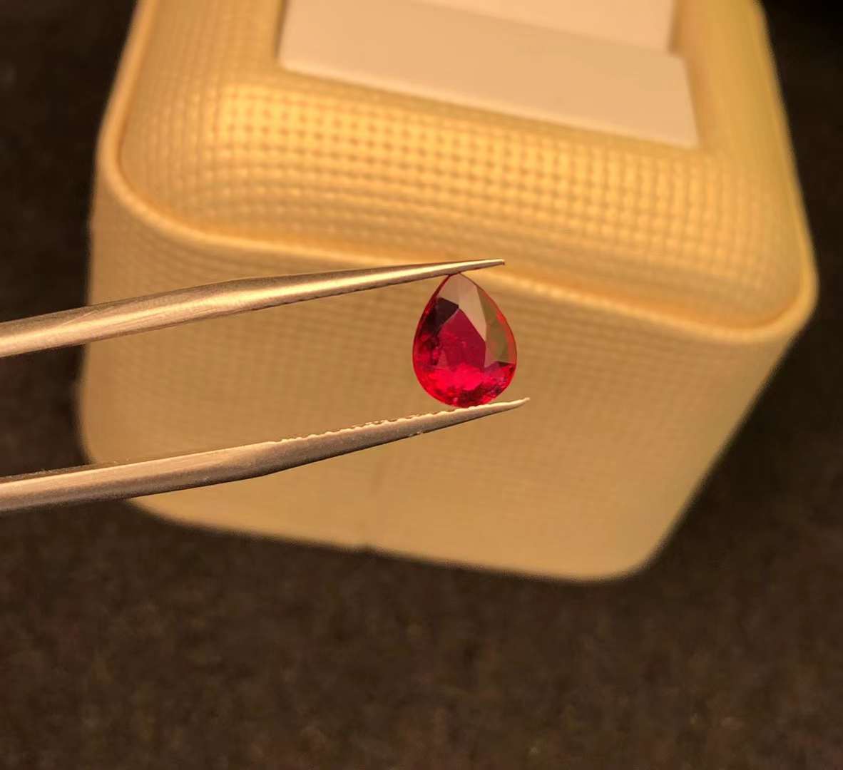 AIGS CERTIFIED 1.00 CT NATURAL RED RUBY LOOSE STONES