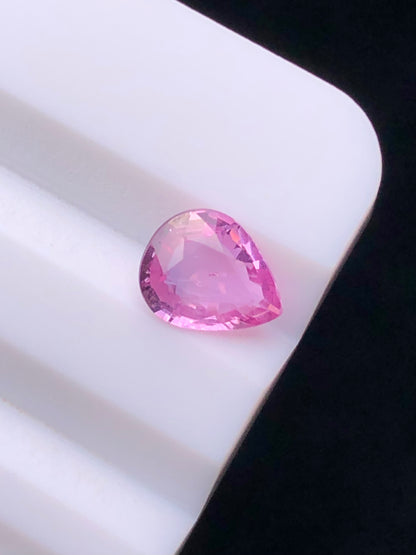 CERTIFIED SRILANKA 0.92 CT VIVID PINK UNHEATED PASTEL SAPPHIRELOOSESTONE