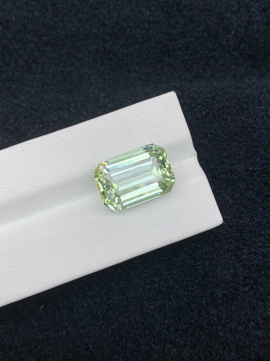 12.53CT NATURAL CONGO YELLOW GREEN TOURMALINE STONE