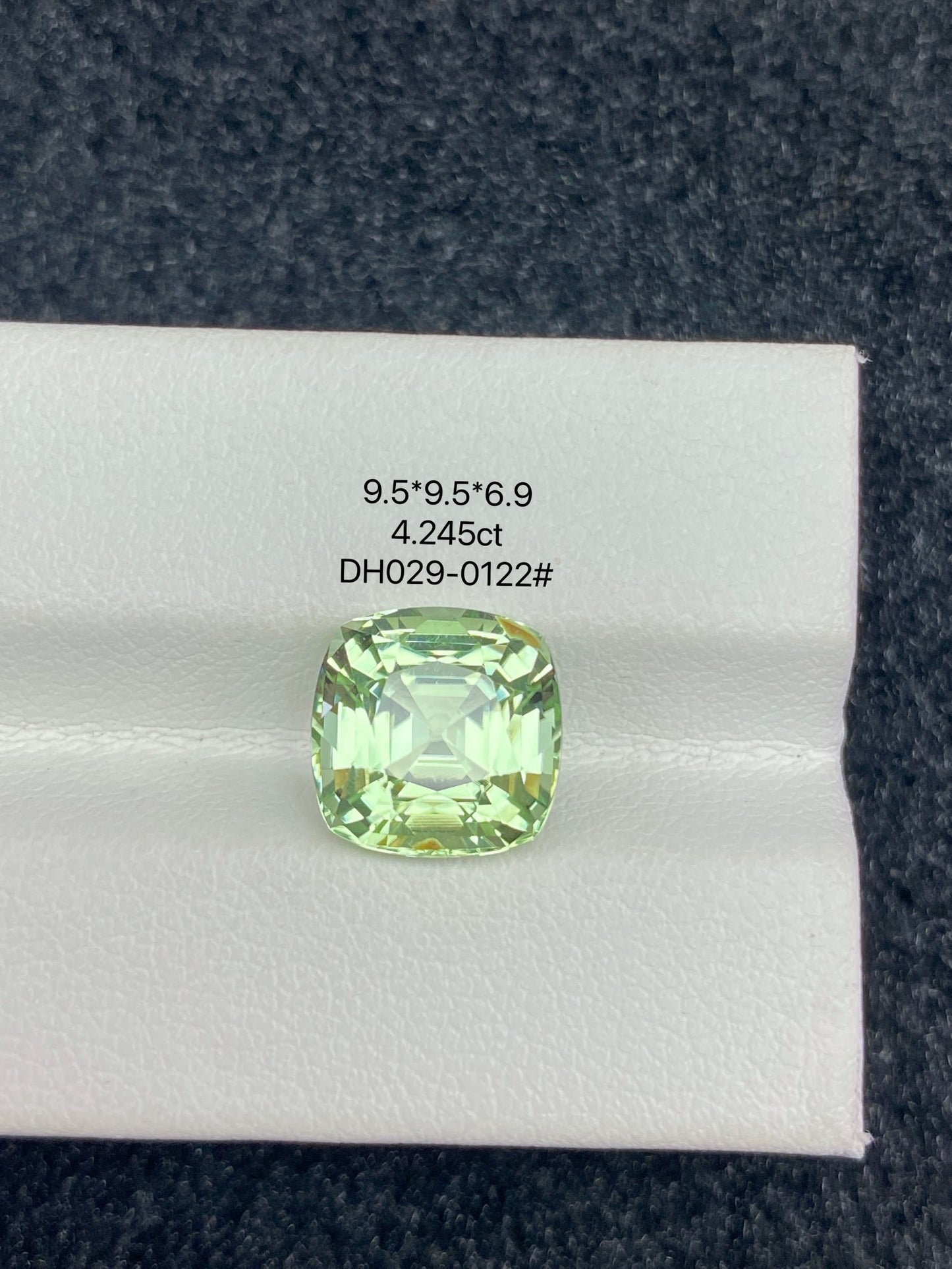 4.245CT NATURAL BRAZIL YELLOW GREEN TOURMALINE STONE