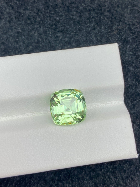 4.245CT NATURAL BRAZIL YELLOW GREEN TOURMALINE STONE