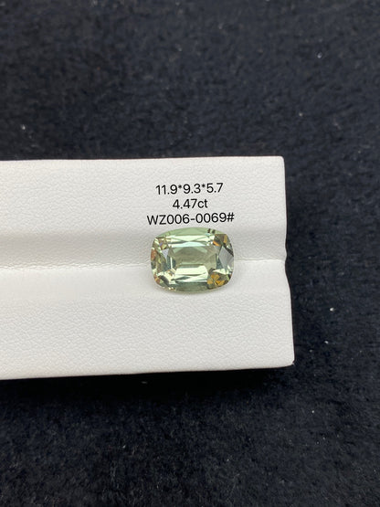 4.47CT NATURAL CONGO YELLOW GREEN TOURMALINE STONE