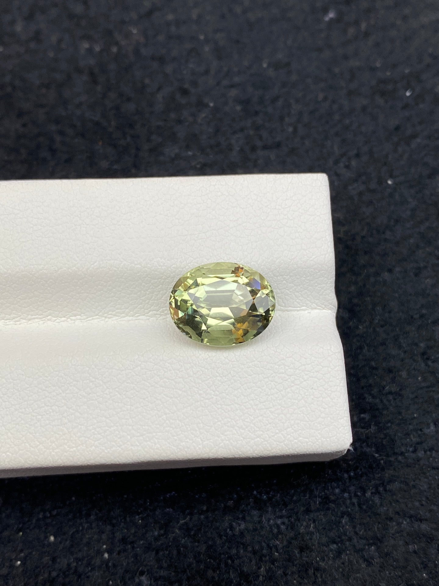 4.55CT NATURAL CONGO YELLOW GREEN TOURMALINE STONE