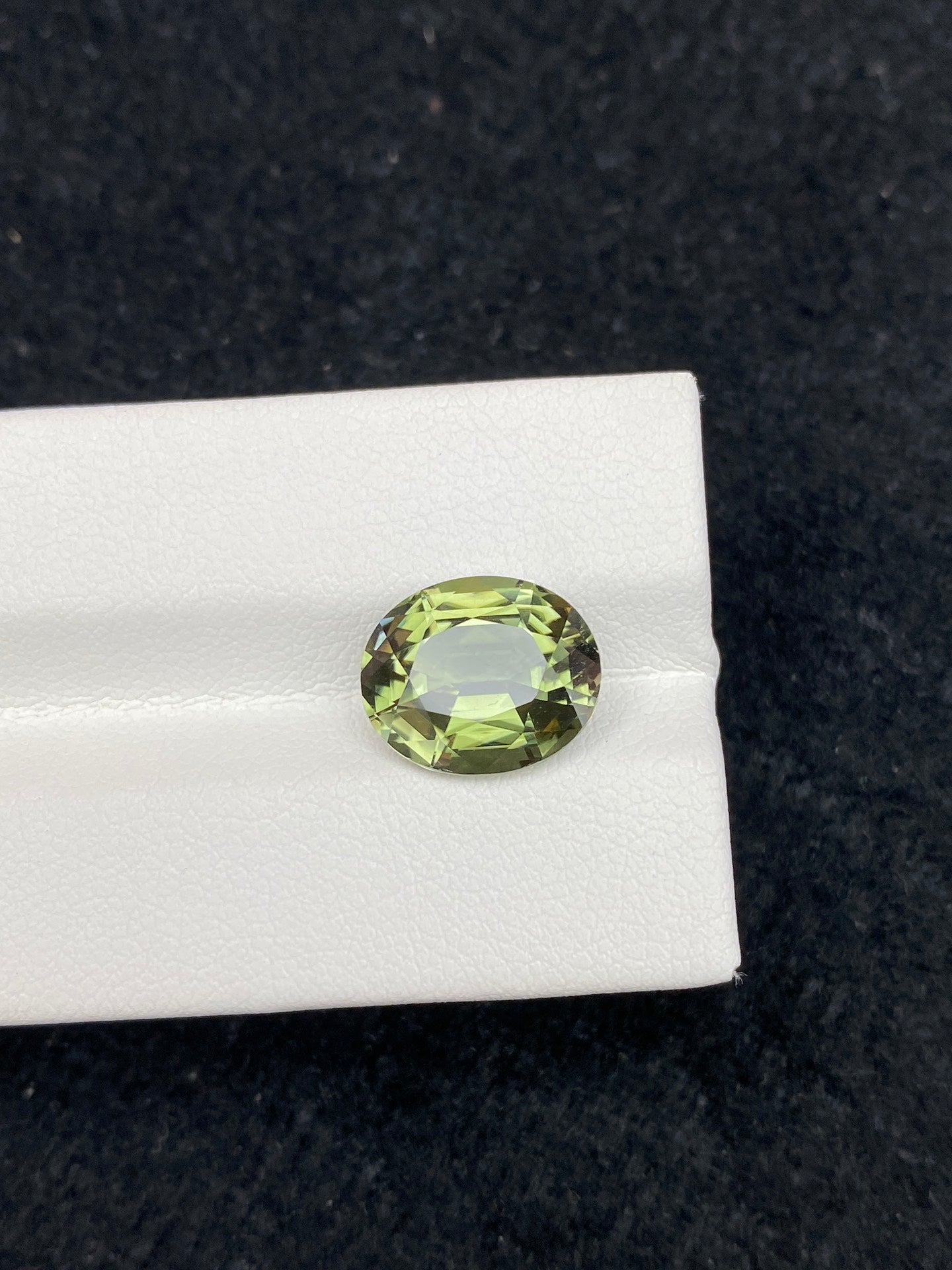 4.7CT NATURAL CONGO YELLOW GREEN TOURMALINE STONE