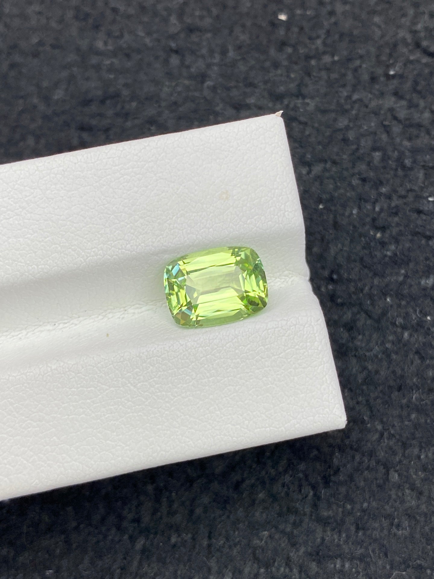 2.74CT NATURAL CONGO YELLOW GREEN TOURMALINE STONE