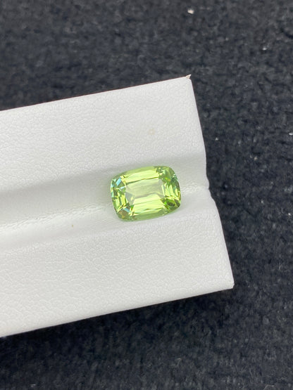 2.74CT NATURAL CONGO YELLOW GREEN TOURMALINE STONE