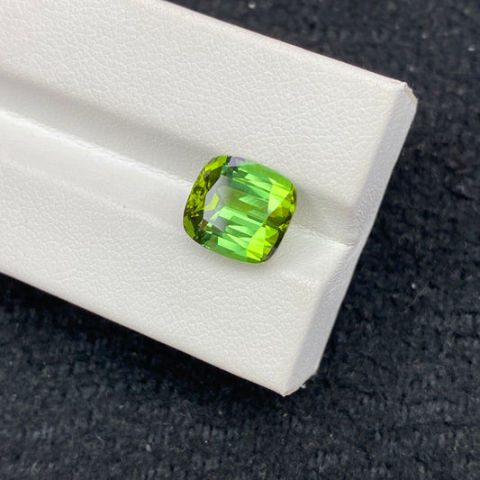 5.2CT NATURAL AFGHANISTAN YELLOWISH GREEN TOURMALINE STONE