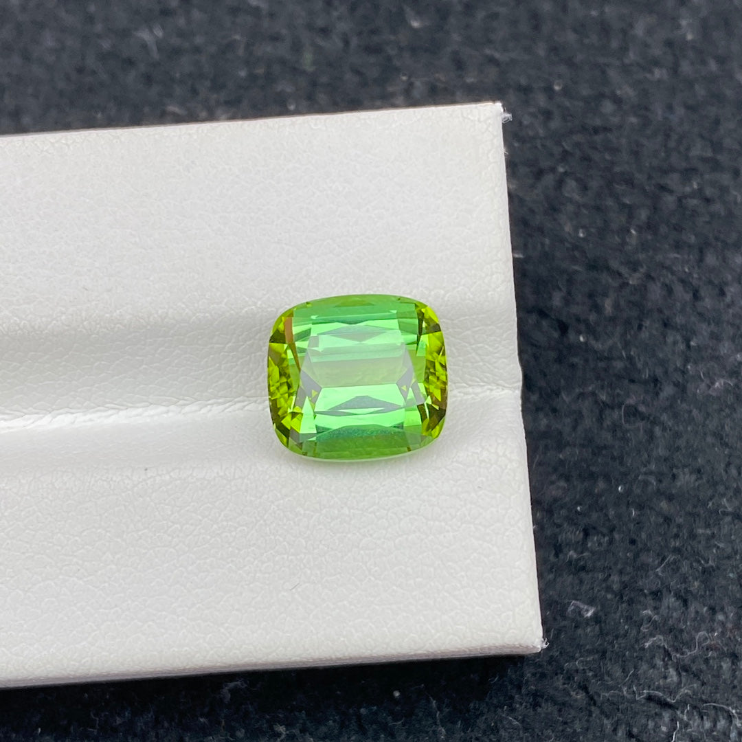 5.2CT NATURAL AFGHANISTAN YELLOWISH GREEN TOURMALINE STONE