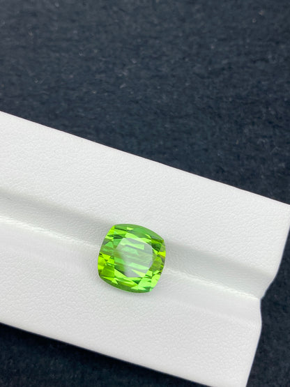 6.155CT NATURAL AFGHANISTAN YELLOWISH GREEN TOURMALINE STONE