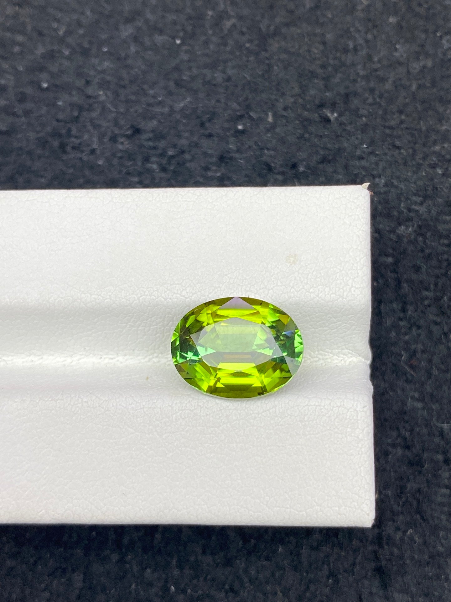 4.855CT NATURAL CONGO YELLOWISH GREEN TOURMALINE STONE