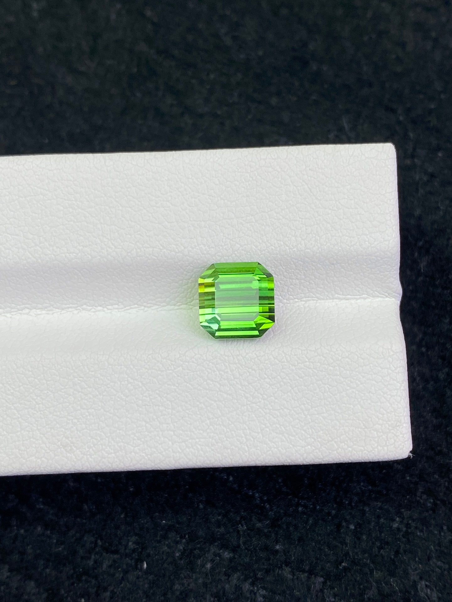 2.755CT NATURAL AFGHANISTAN GREEN TOURMALINE STONE