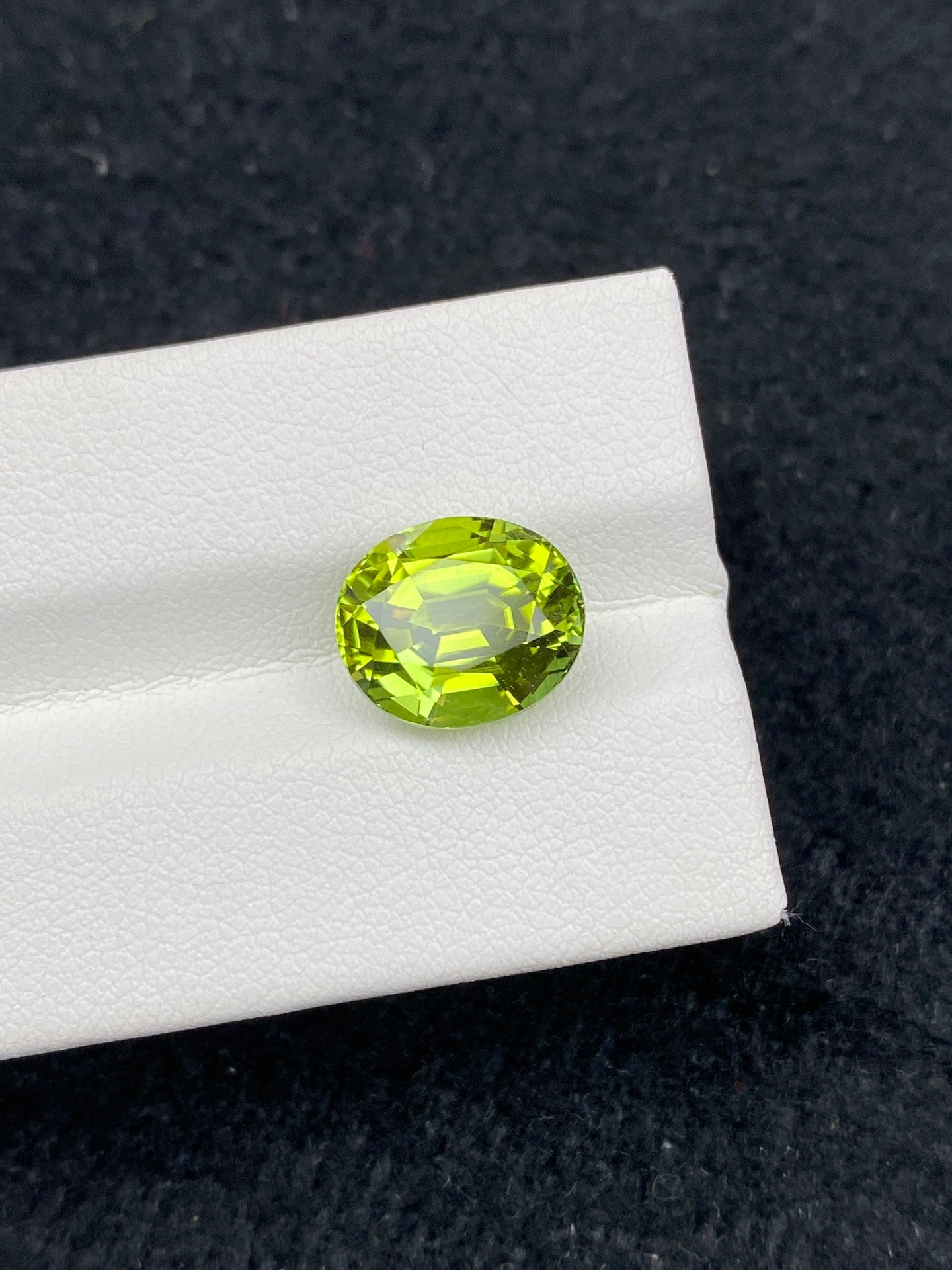 5.29CT NATURAL CONGO YELLOWISH GREEN TOURMALINE STONE