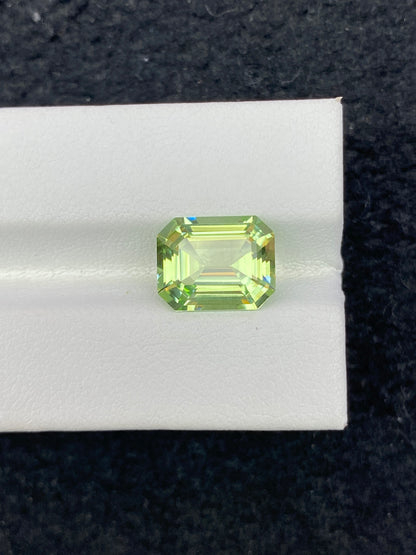 4.35CT NATURAL CONGO YELLOWISH GREEN TOURMALINE STONE