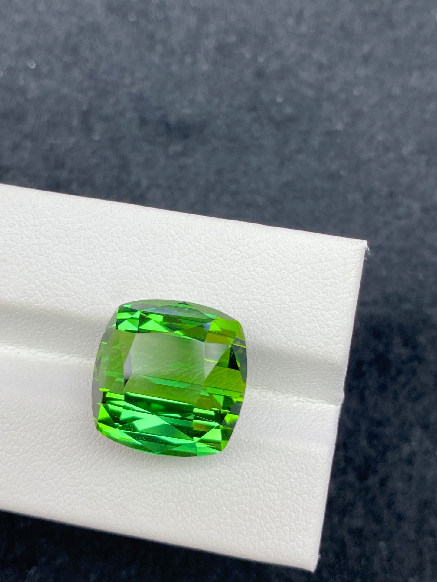 15.81CT NATURAL AFGHANISTAN GREEN TOURMALINE STONE