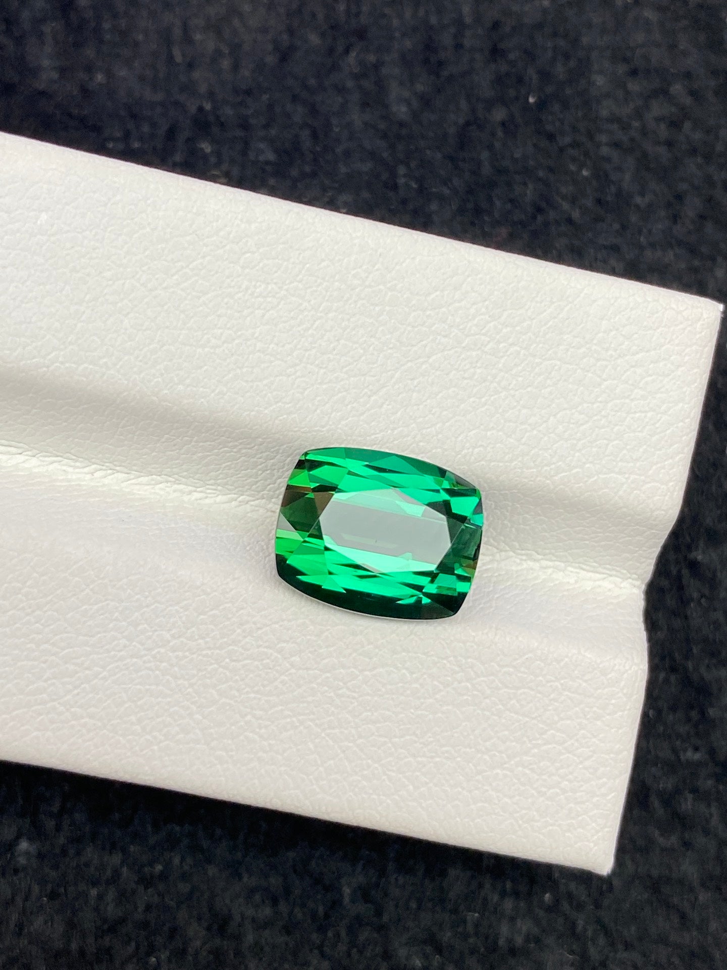 4.515CT NATURAL AFGHANISTAN GREEN TOURMALINE STONE