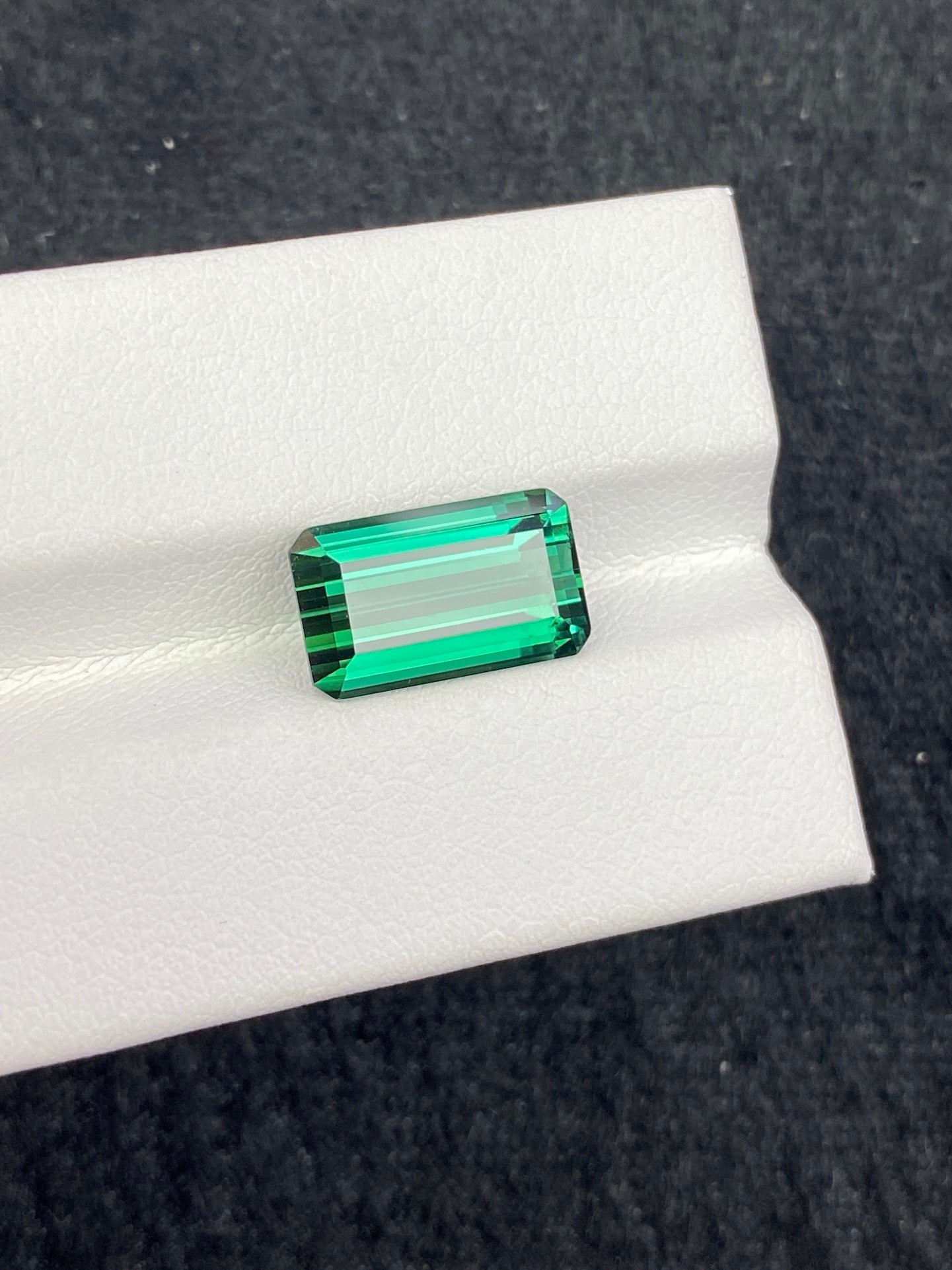 4.355CT NATURAL AFGHANISTAN GREEN TOURMALINE STONE