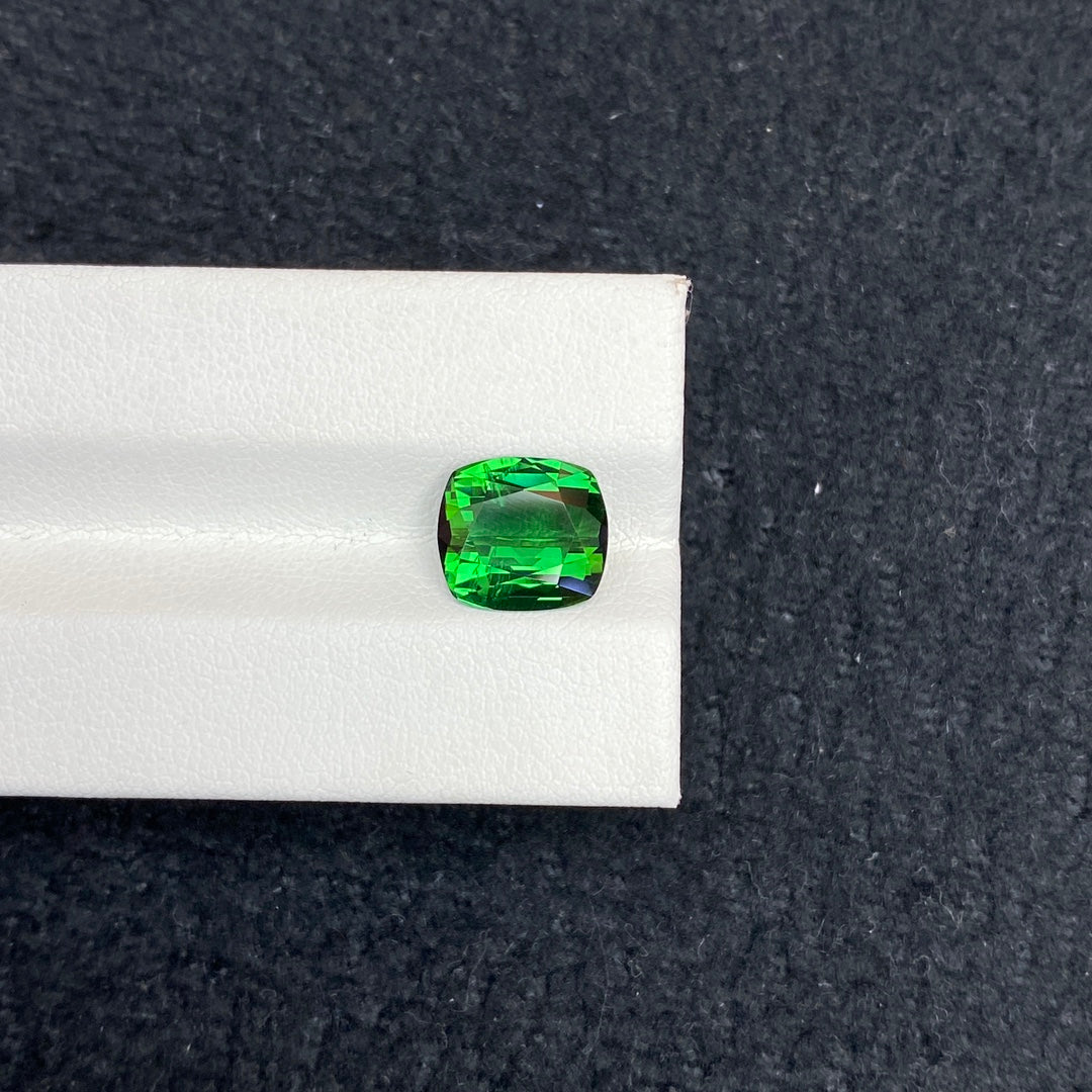 3.65CT NATURAL AFGHANISTAN GREEN TOURMALINE STONE