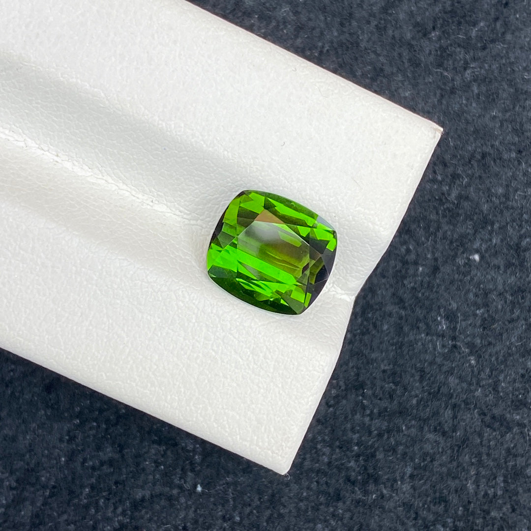 3.875CT NATURAL AFGHANISTAN GREEN TOURMALINE STONE