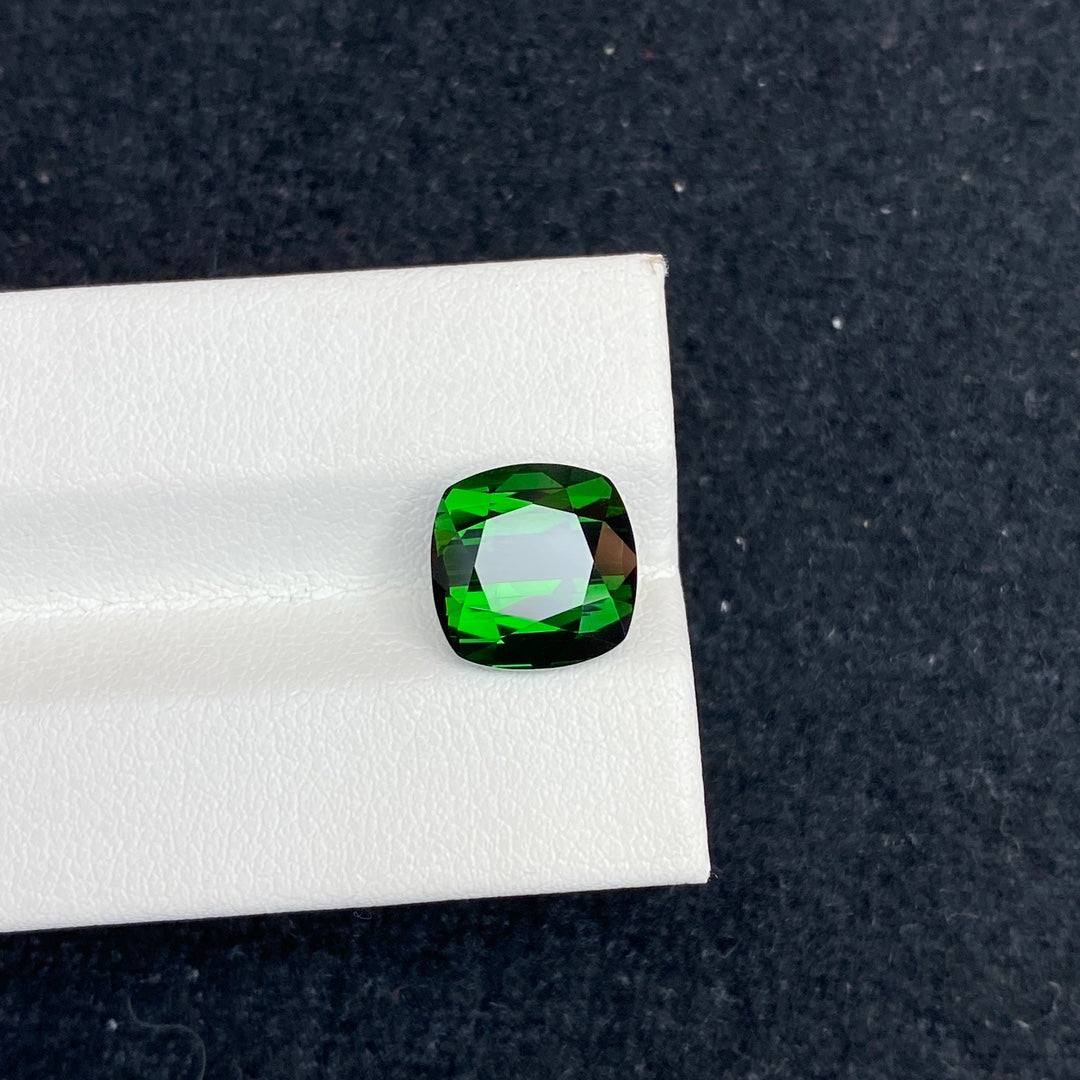 5.32CT NATURAL AFGHANISTAN GREEN TOURMALINE STONE