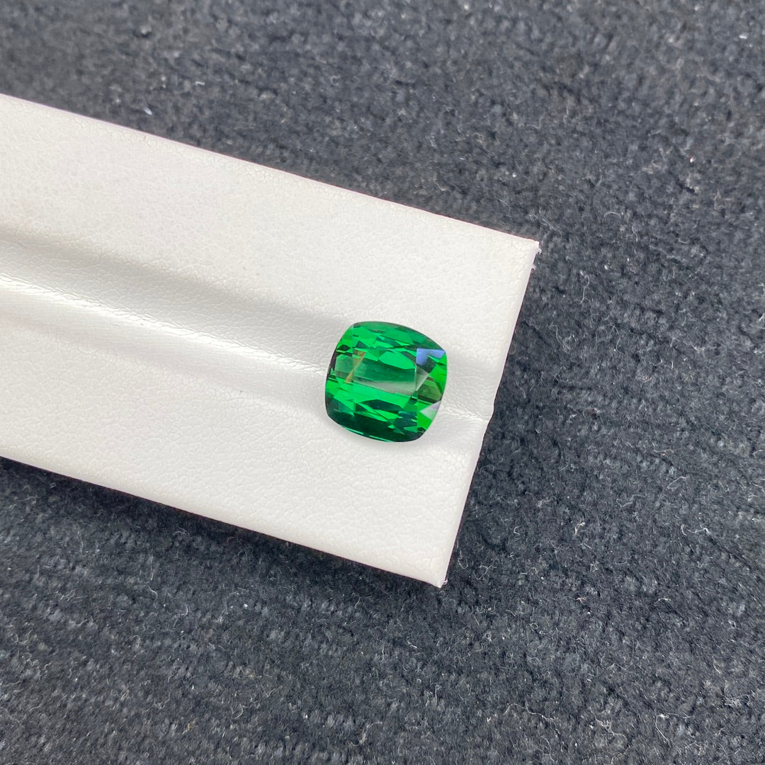 6.09CT NATURAL AFGHANISTAN GREEN TOURMALINE STONE