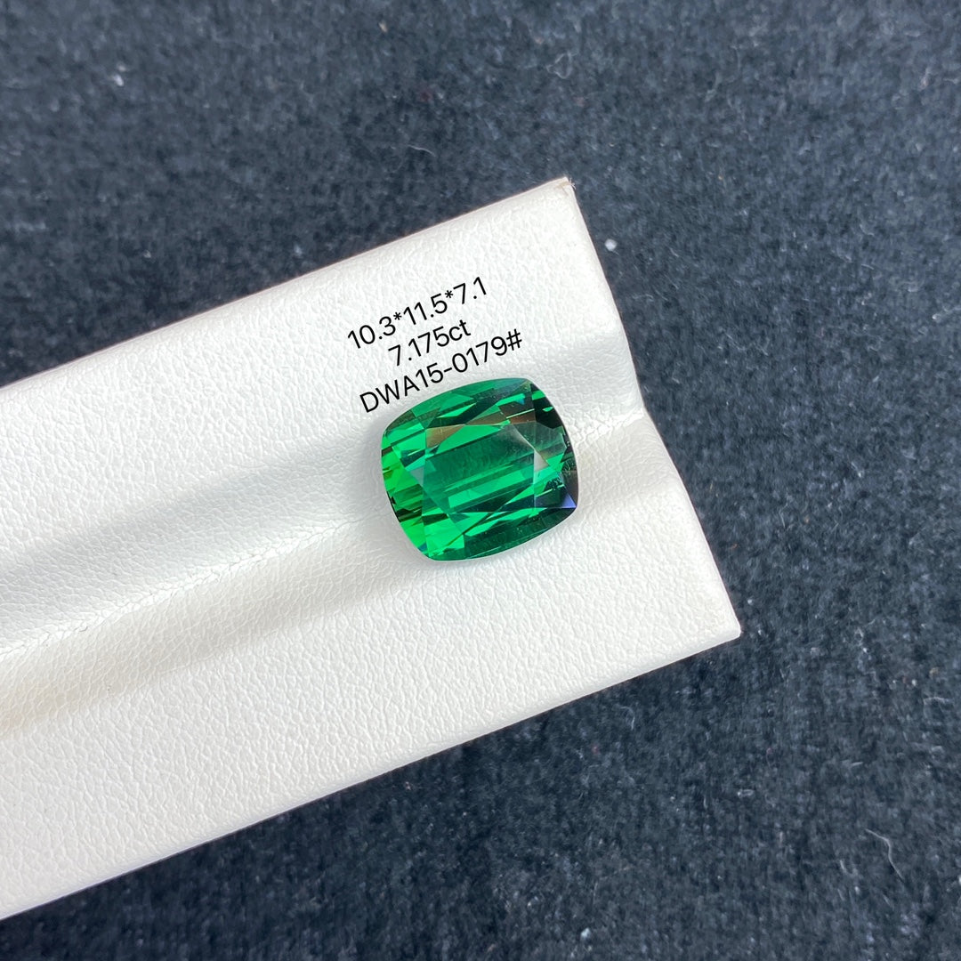 7.175CT NATURAL AFGHANISTAN GREEN TOURMALINE STONE