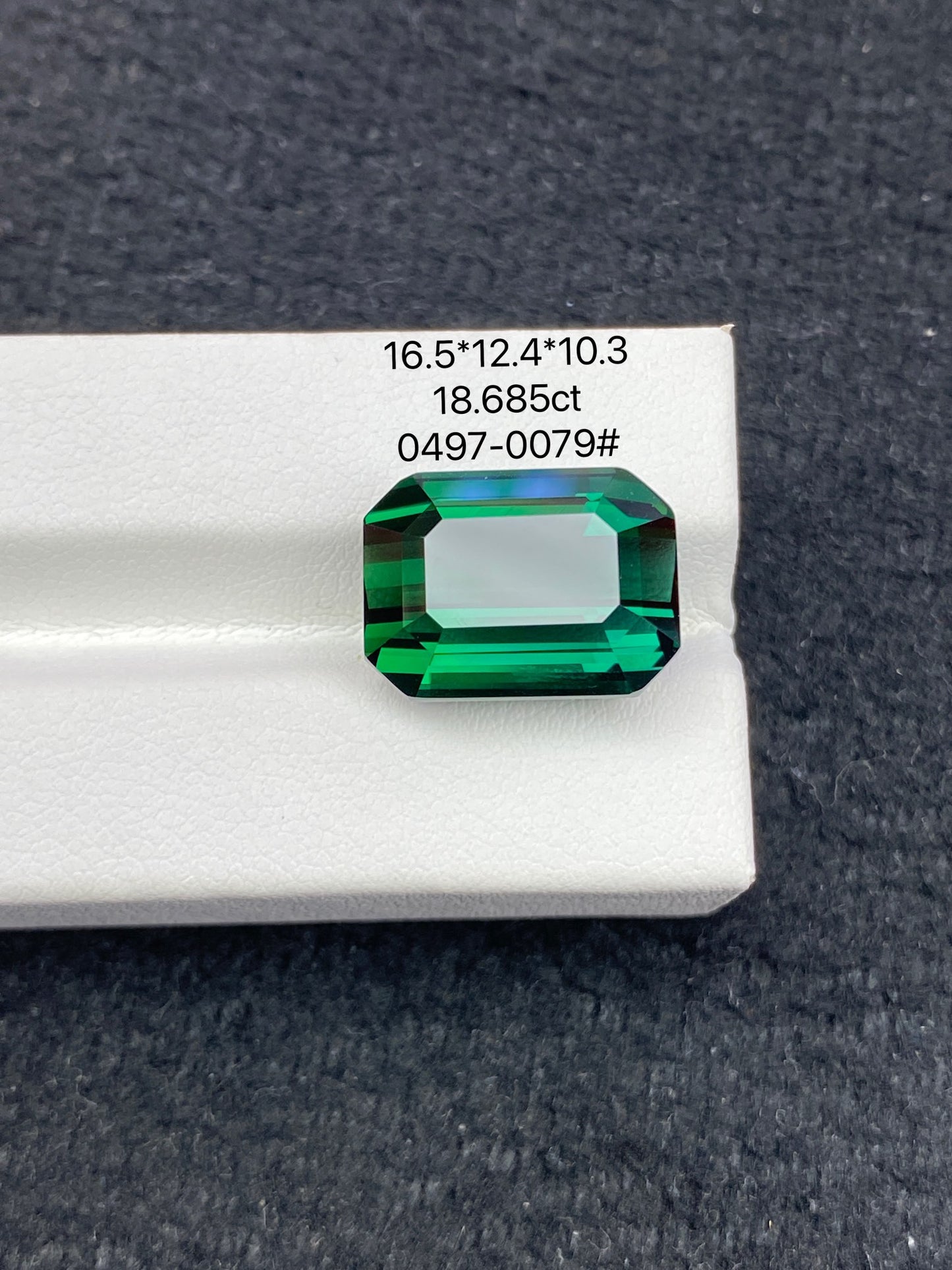 18.685CT NATURAL NAMIBIA GREEN TOURMALINE STONE