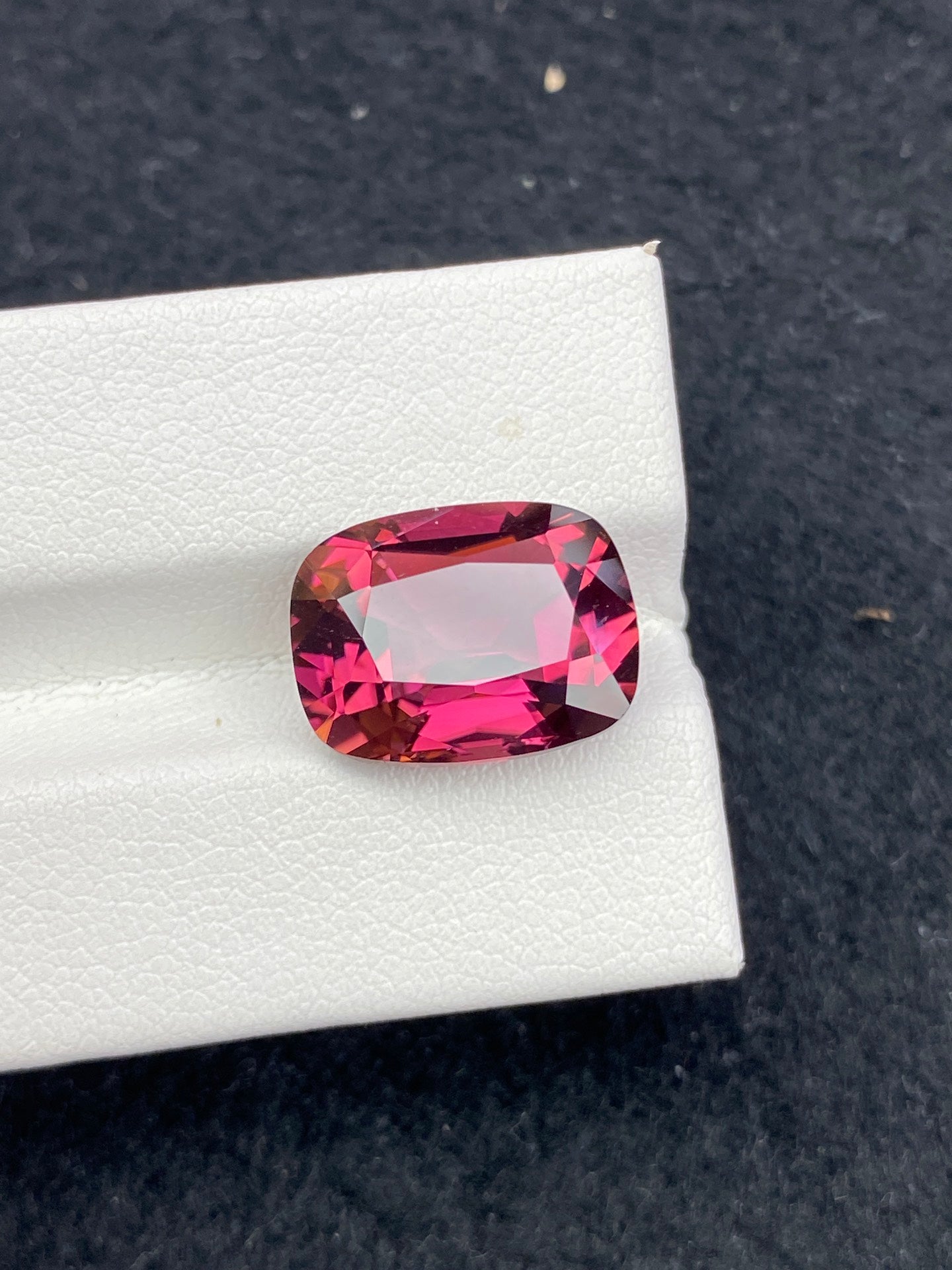 7.975CT NATURAL BRAZIL RED TOURMALINE STONE