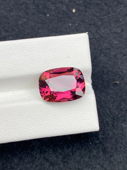 7.975CT NATURAL BRAZIL RED TOURMALINE STONE