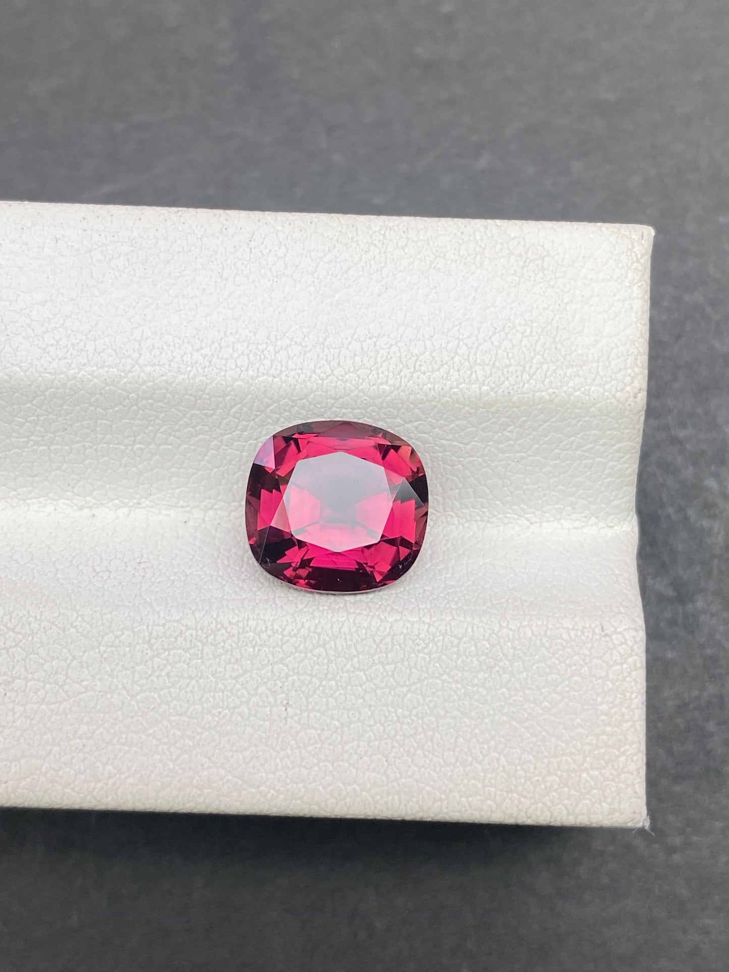 3.065CT NATURAL RED TOURMALINE STONE