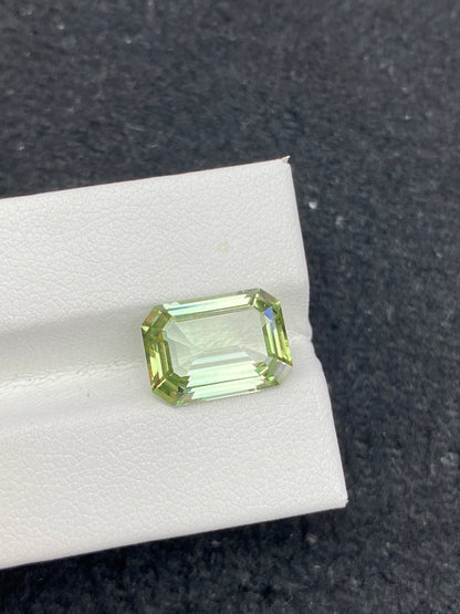 4.88CT NATURAL CONGO YELLOW GREEN TOURMALINE STONE