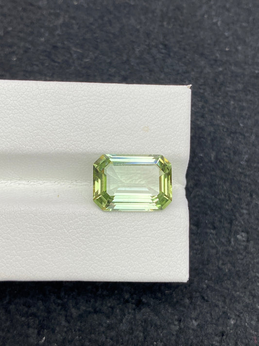 4.88CT NATURAL CONGO YELLOW GREEN TOURMALINE STONE