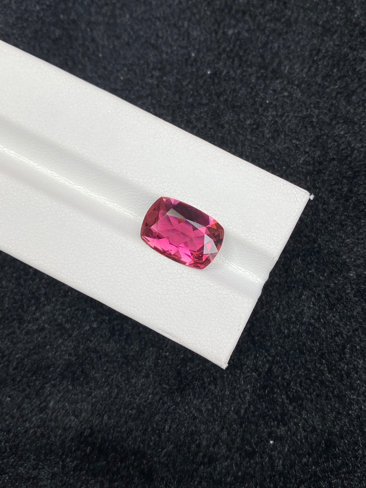 3.985CT NATURAL CONGO RED TOURMALINE STONE