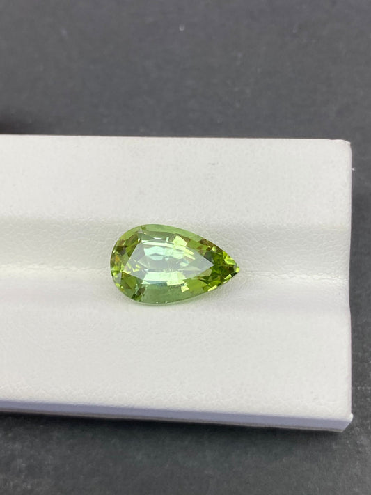 4.585CT NATURAL CONGO YELLOW GREEN TOURMALINE STONE