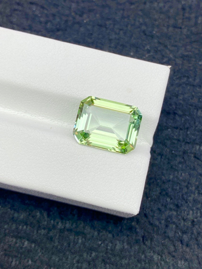 5.99CT NATURAL CONGO YELLOW GREEN TOURMALINE STONE