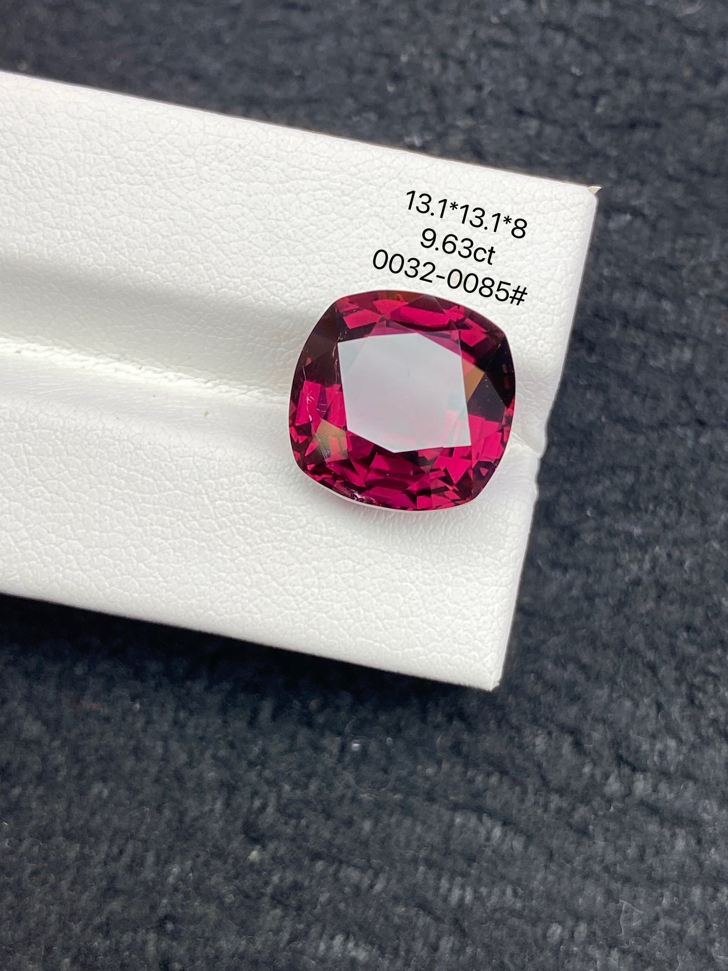 9.63CT NATURAL CONGO RED TOURMALINE STONE