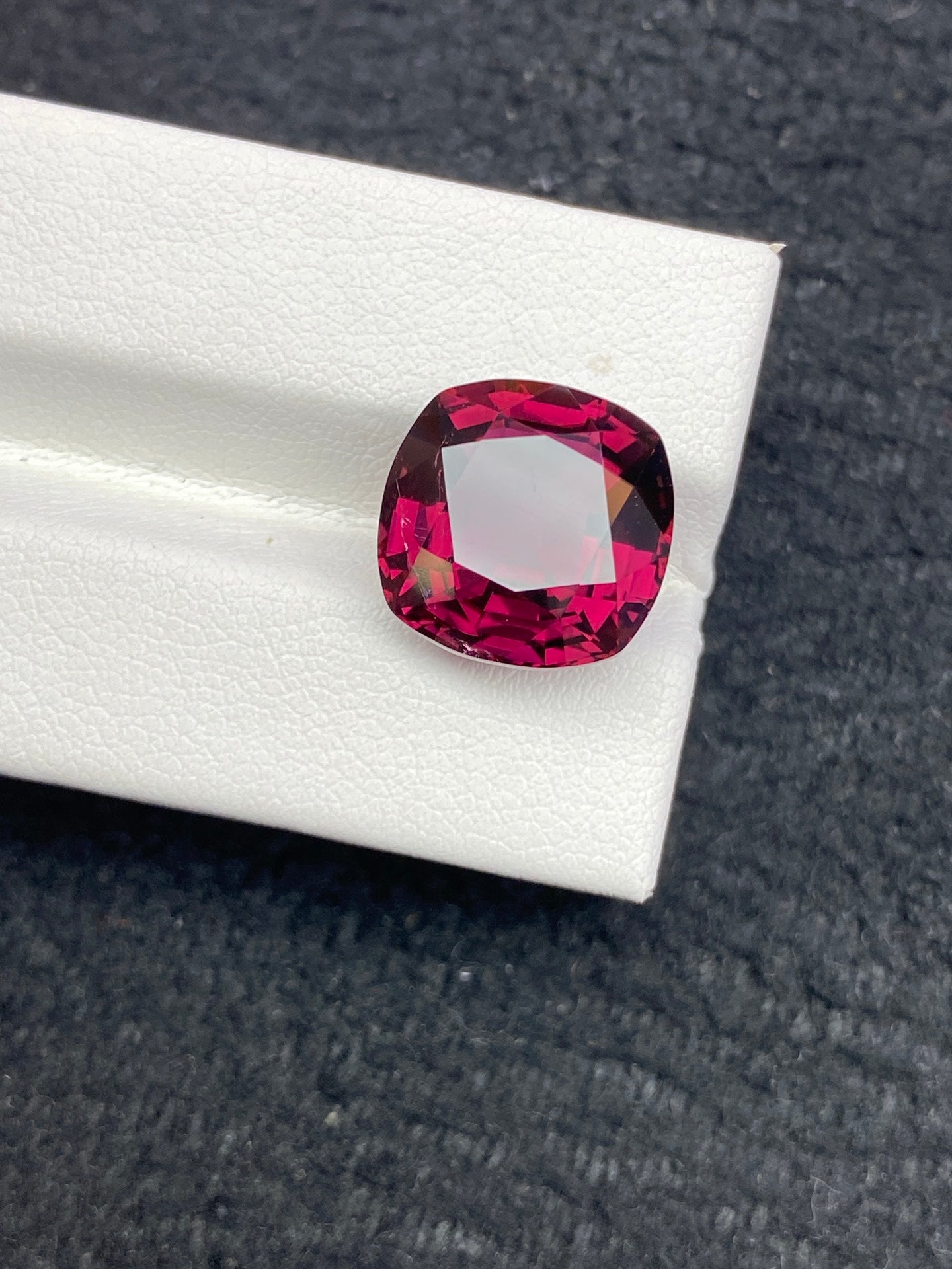 9.63CT NATURAL CONGO RED TOURMALINE STONE