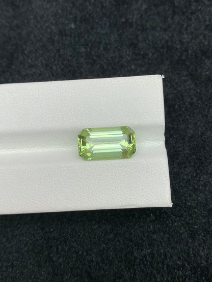 4.99CT NATURAL NIGERIA YELLOW GREEN TOURMALINE STONE