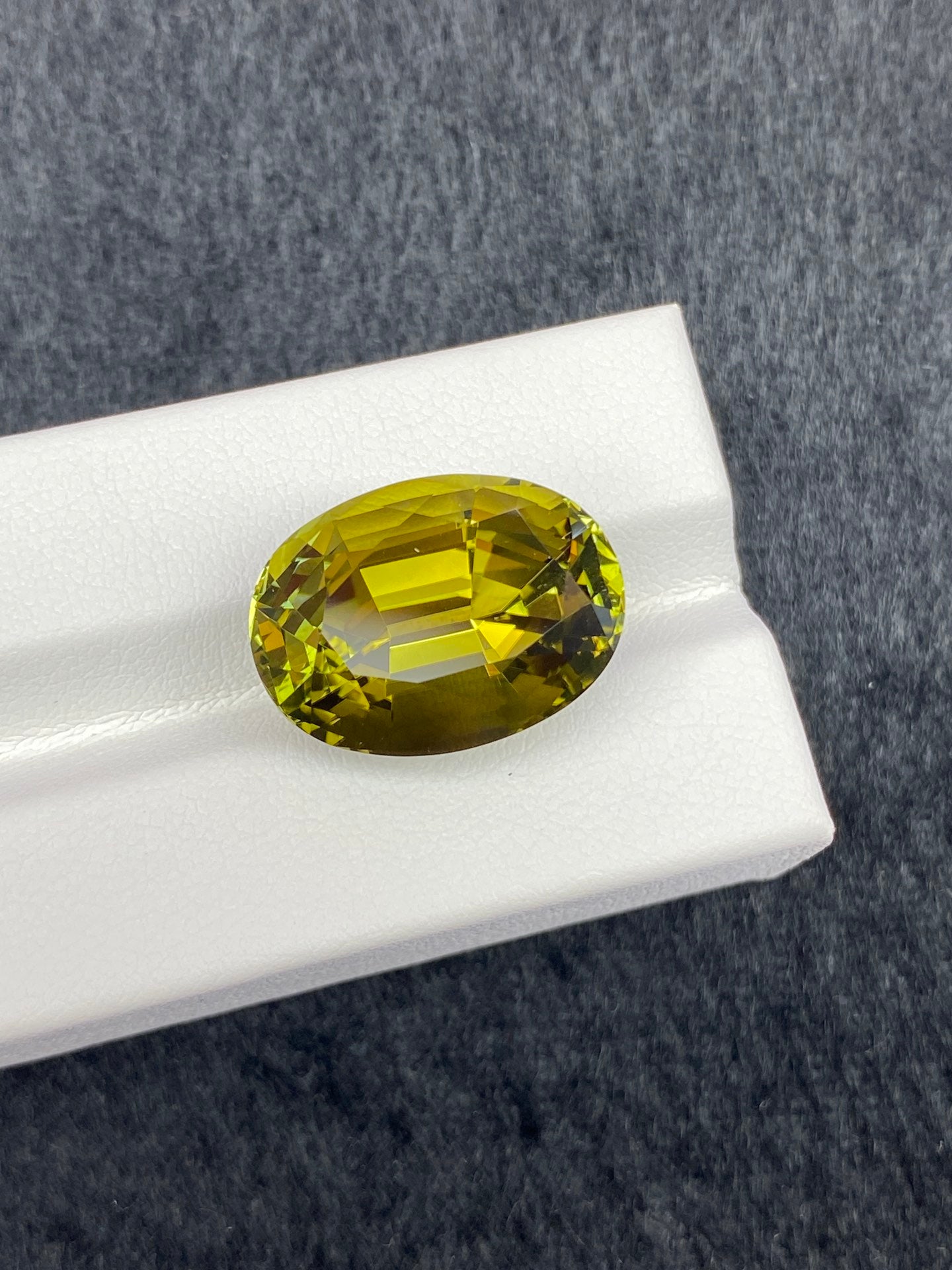 19.63CT NATURAL CONGO YELLOW TOURMALINE STONE